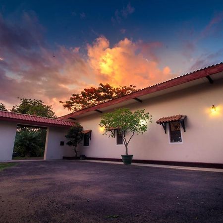 The Buena Vista Kandy Dış mekan fotoğraf