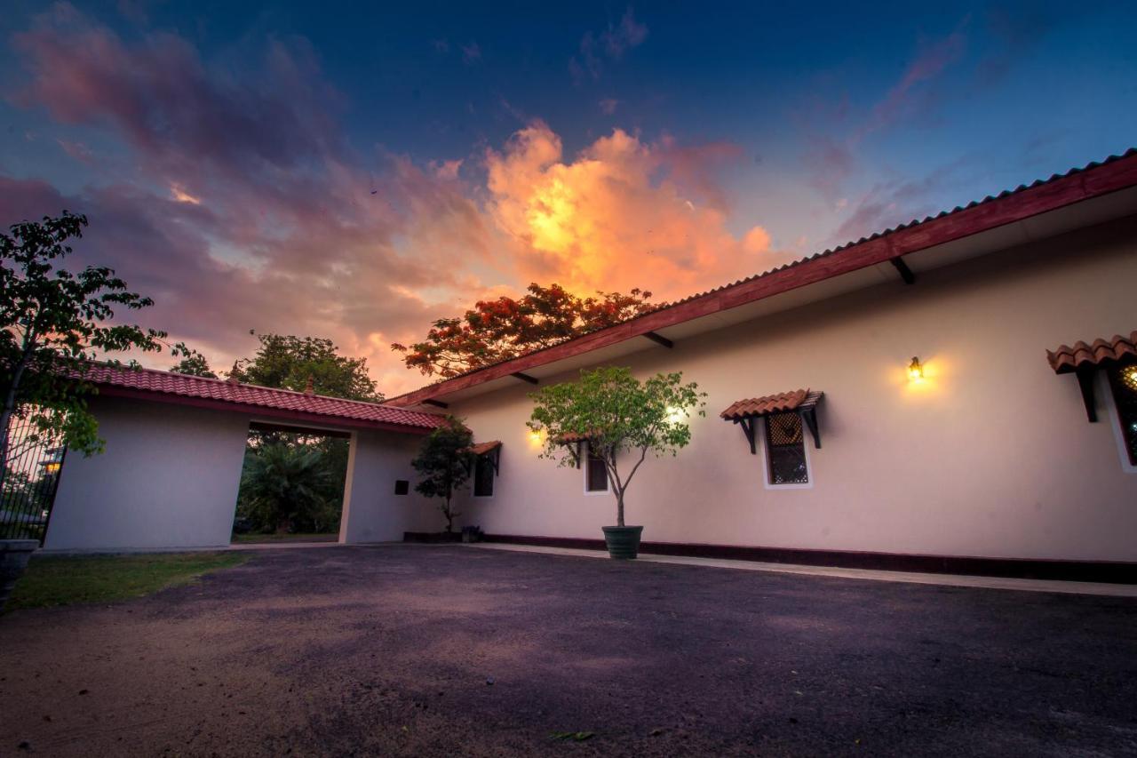 The Buena Vista Kandy Dış mekan fotoğraf